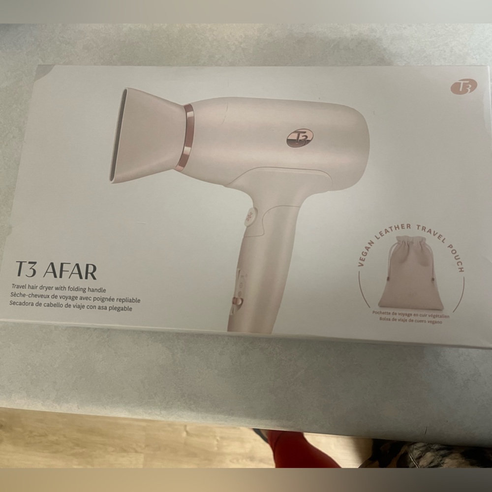 T3 Afar hair dryer with T3 ion technology.